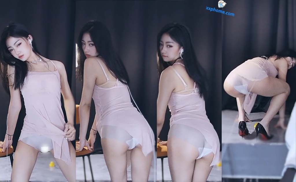 【XX 星*】付费群露内翘臀定制热舞!（1V/3分30）